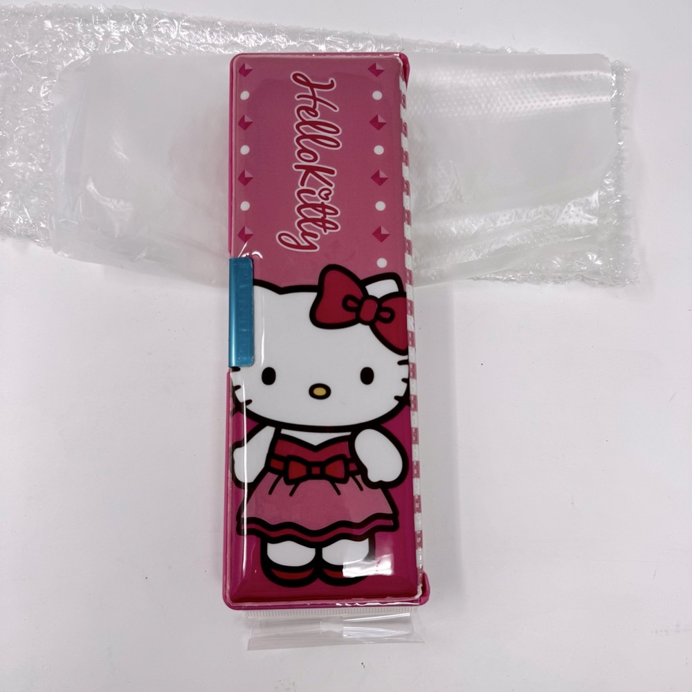 NEW 2013 Sanrio Double Sided Magnetic Hello Kitty Pencil Case Purple Vinyl NEW